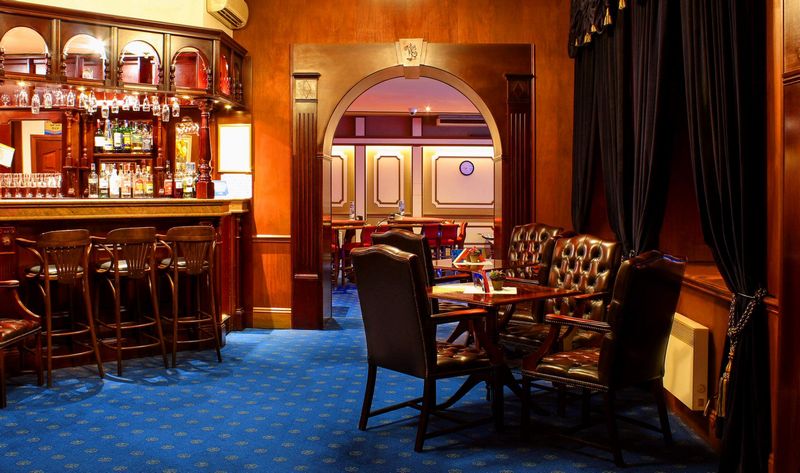 Igralni center in letovišče ADMIRAL Škofije